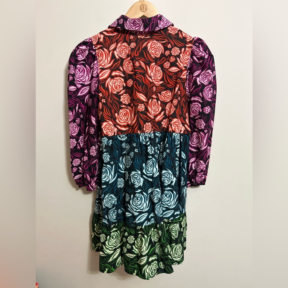 ⭐️NWT Farm Rio roses dress multicolor⭐️ - Picture 6 of 7